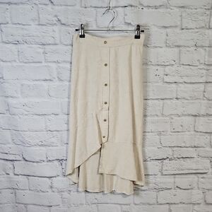 Love Cream High-Low Asymmetrical Button Skirt